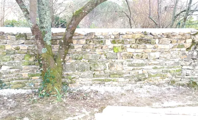 L'importance de bien entretenir les murs en moellon en Charente, Angoulême, Le Bon Artisan Charentais