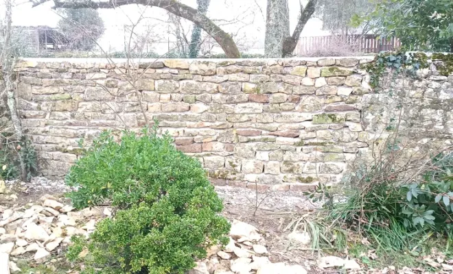 L'importance de bien entretenir les murs en moellon en Charente, Angoulême, Le Bon Artisan Charentais